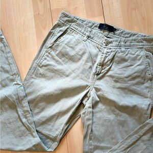 Classic Y2K J.CREW Women’s Faded Green Chino Pants Sz.2T Trousers